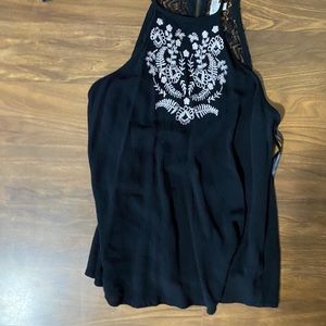 Tank top with a design